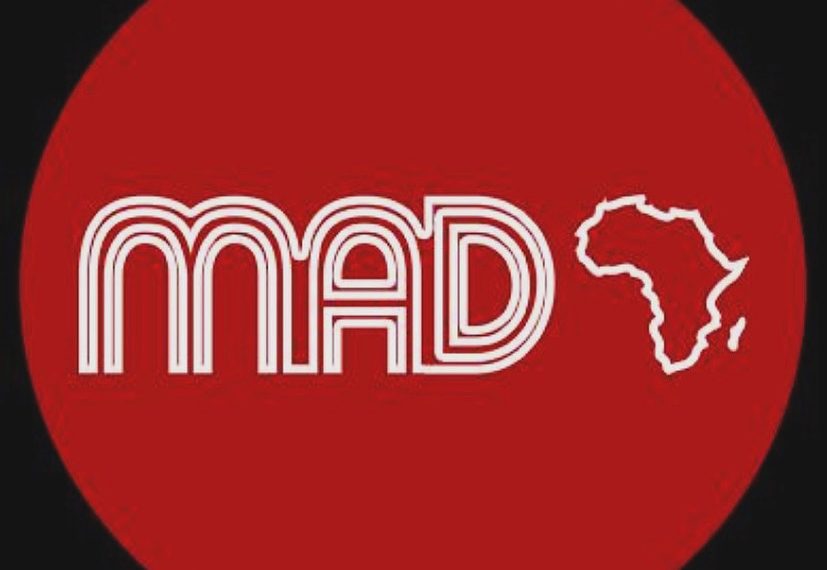 Woman slumps and d!es while brushing her teeth in Abuja